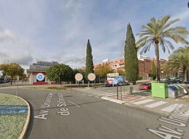 3 bedroom Flat for sale in Bormujos - € 227,000 (Ref: 9980973)