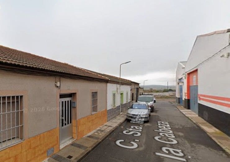 3 soverom Villa til salgs i Puertollano - € 21 000 (Ref: 9980975)
