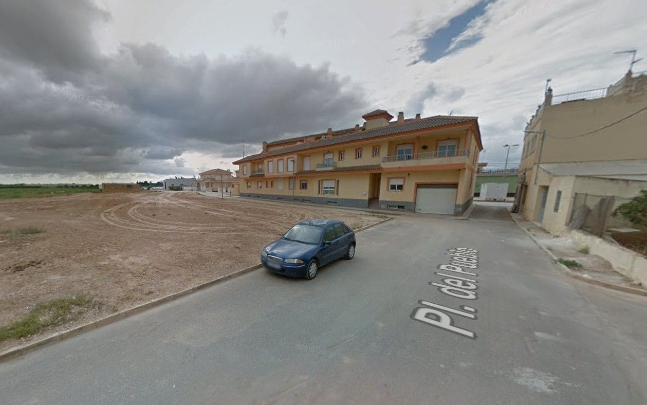 4 soveværelse Villa til salg i Fuente Alamo de Murcia med garage - € 100.000 (Ref: 9980978)