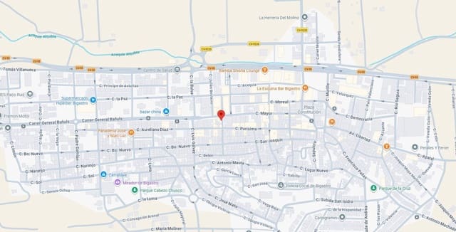 Piso de 3 habitaciones en Bigastro en venta - 69.000 € (Ref: 9980986)