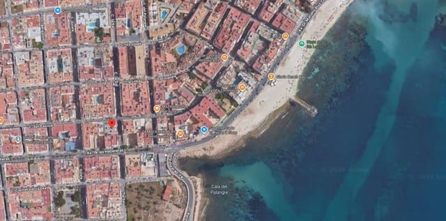 Piso de 2 habitaciones en Torrevieja en venta - 69.000 € (Ref: 9980988)