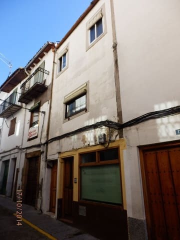 3 bedroom Semi-detached Villa for sale in Hervás - € 23,000 (Ref: 9980992)