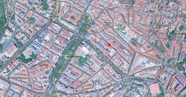4 bedroom Flat for sale in Cáceres city - € 86,000 (Ref: 9980994)