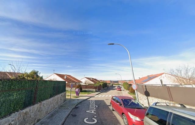 4 quarto Moradia para venda em Novés com garagem - 86 800 € (Ref: 9980997)