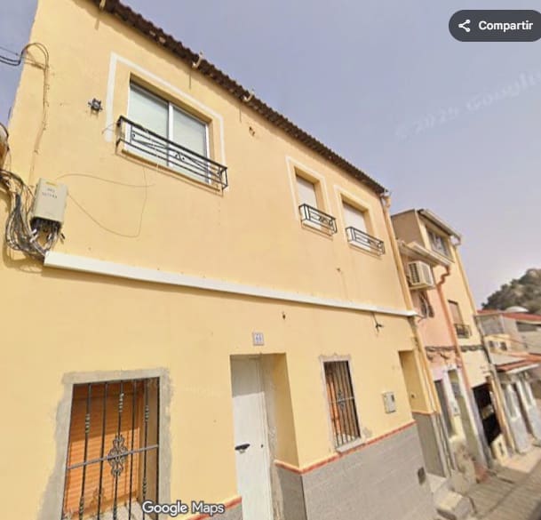Piso de 2 habitaciones en Abarán en venta - 34.000 € (Ref: 9981007)