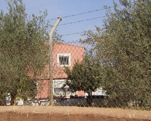 Chalet de 3 habitaciones en Badajoz ciudad en venta - 76.000 € (Ref: 9981013)