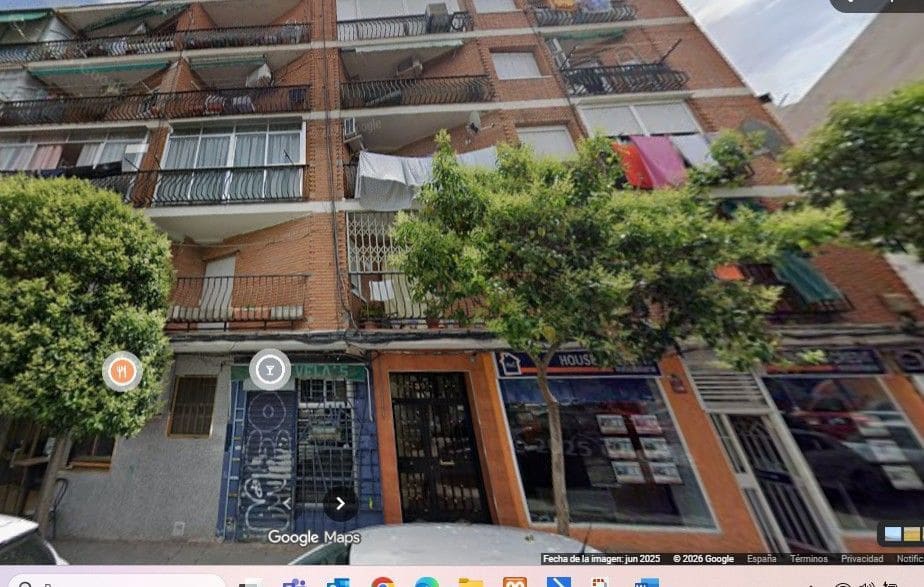2 slaapkamer Flat te koop in Alcorcon - € 135.000 (Ref: 9981017)