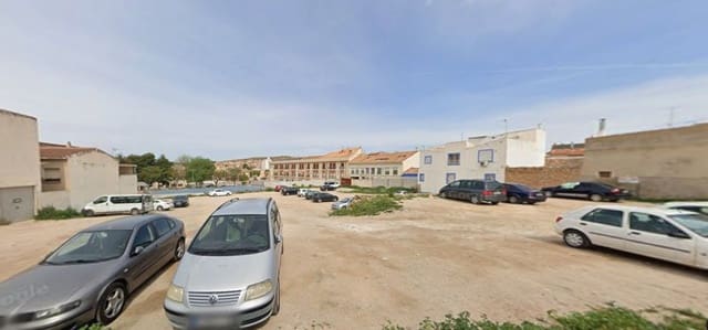 3 bedroom Flat for sale in Hellín - € 28,000 (Ref: 9981020)