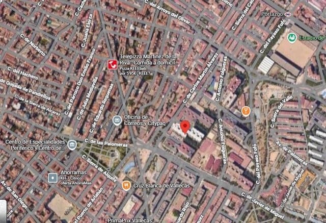 Piso de 3 habitaciones en San Diego, Madrid ciudad en venta - 200.000 € (Ref: 9981022)