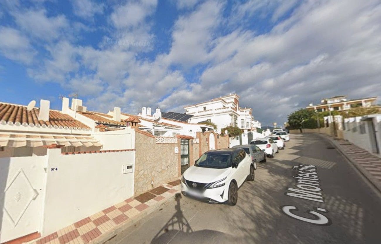 3 quarto Apartamento para venda em Rincon de la Victoria com garagem - 249 000 € (Ref: 9981040)