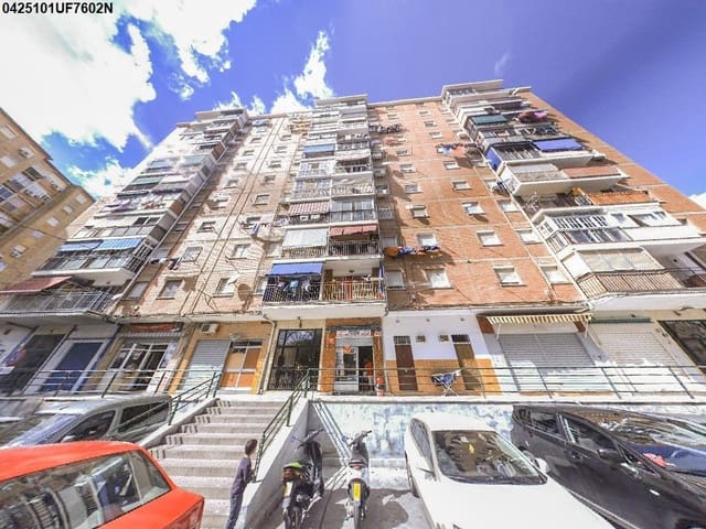 3 soveværelse Lejlighed til salg i Vistafranca, Málaga by - € 189.000 (Ref: 9981041)
