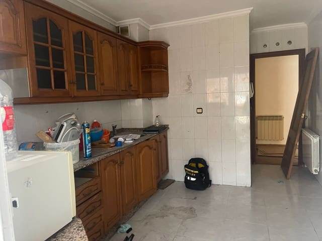 3 sovrum Lägenhet till salu i Bembibre - 55 000 € (Ref: 9981043)