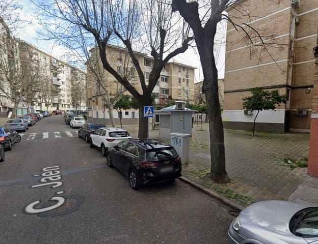 3 soverom Leilighet til salgs i Córdoba by - € 39 000 (Ref: 9981045)