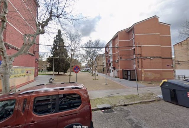 3 soverom Leilighet til salgs i Córdoba by - € 39 000 (Ref: 9981045)