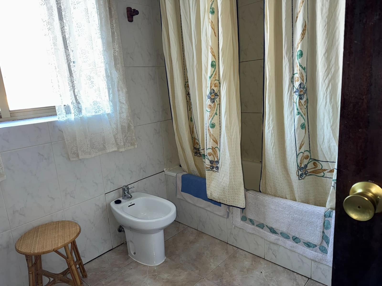 9 sypialnia Mieszkanie na sprzedaż w Alar del Rey - 45 000 € (Ref: 9981050)