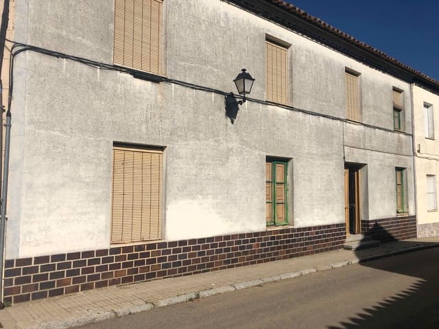 4 Zimmer Villa zu verkaufen in Moral de la Reina - 36.700 € (Ref: 9981051)