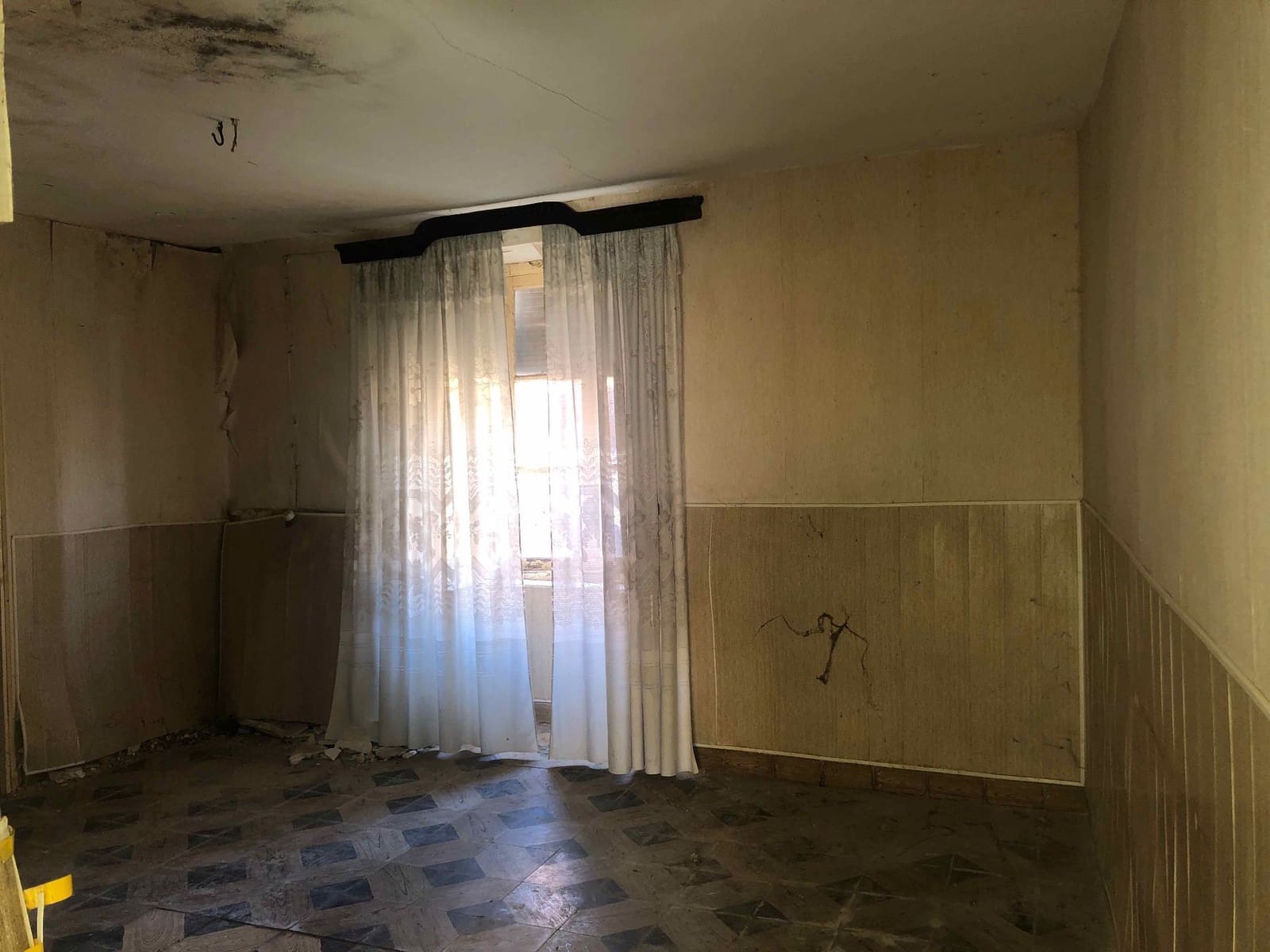 4 Zimmer Villa zu verkaufen in Moral de la Reina - 36.700 € (Ref: 9981051)