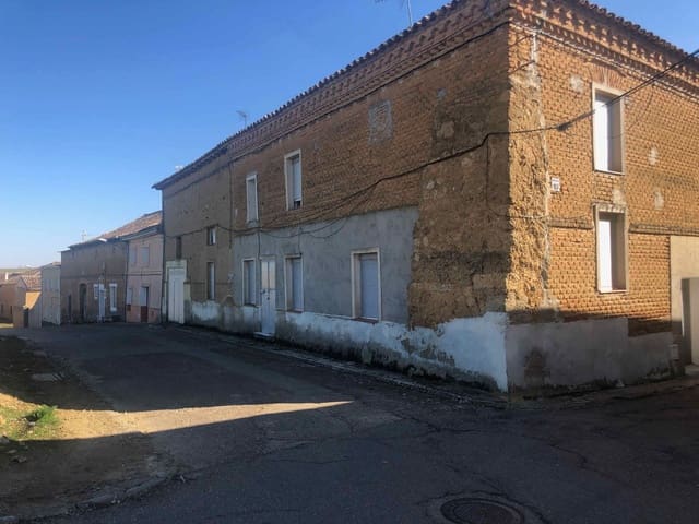 4 Zimmer Villa zu verkaufen in Villacid de Campos - 38.800 € (Ref: 9981052)