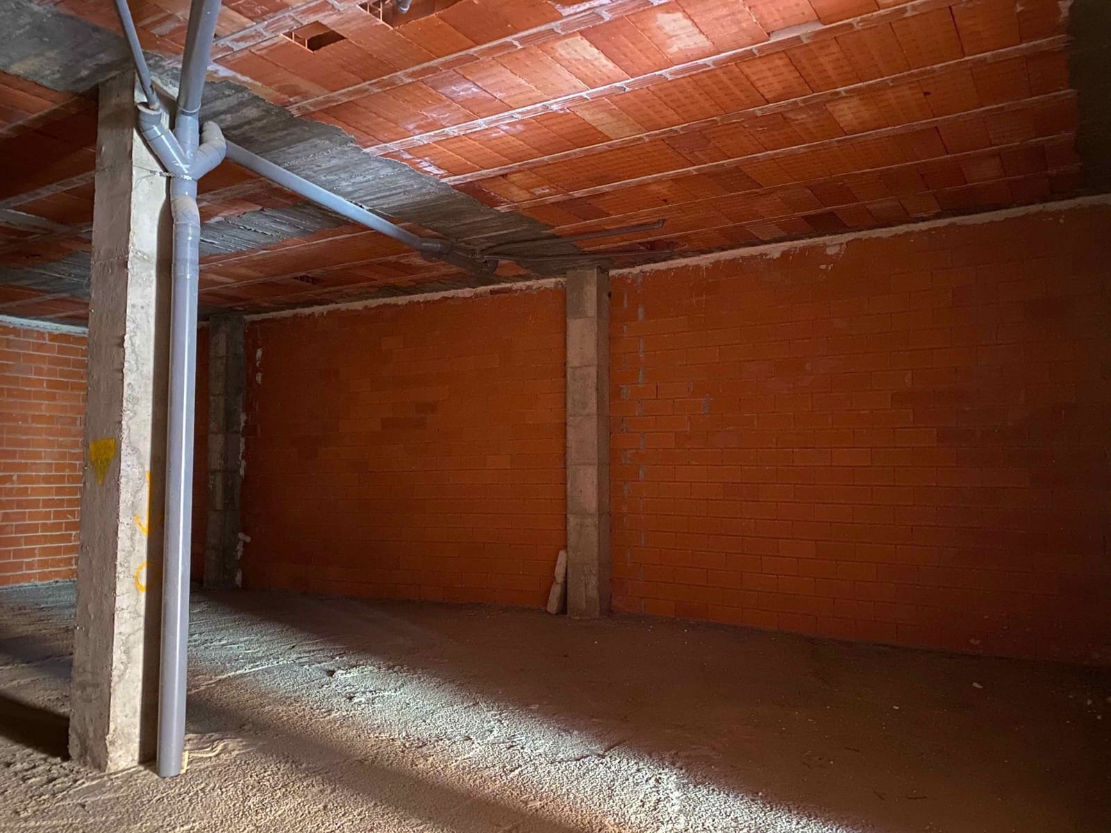 Gewerbe zu verkaufen in Sahagun - 50.000 € (Ref: 9981053)