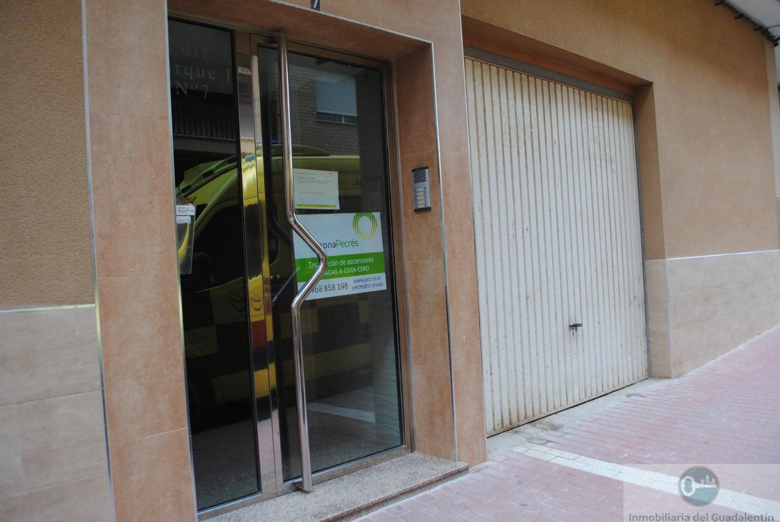 Commercieel te koop in Lorca - € 94.500 (Ref: 10030794)