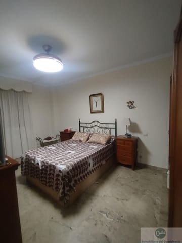 4 sovrum Lägenhet till salu i Lorca med garage - 240 000 € (Ref: 10030797)
