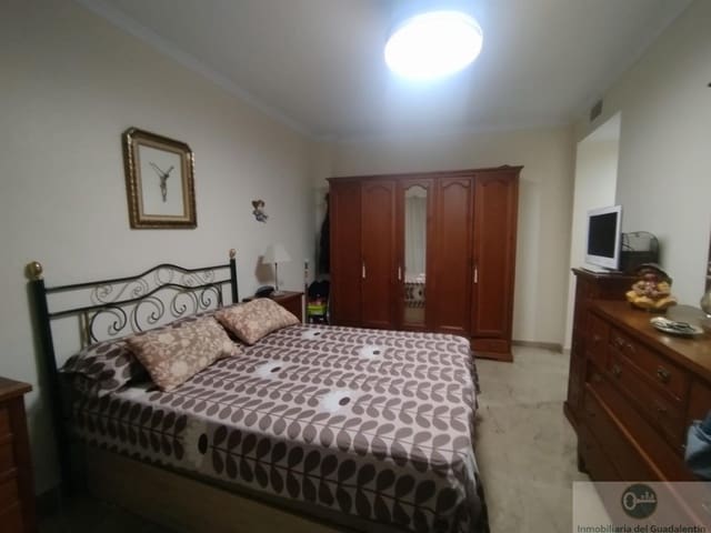4 sovrum Lägenhet till salu i Lorca med garage - 240 000 € (Ref: 10030797)