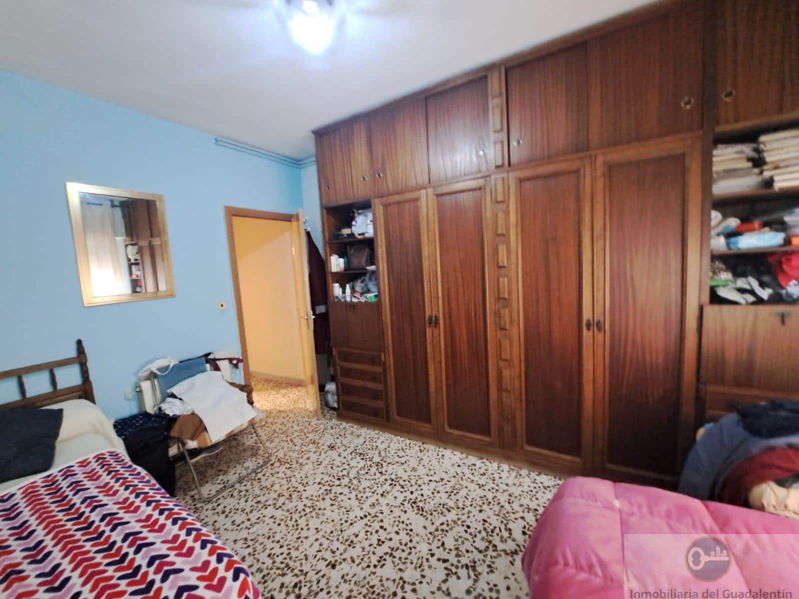 Piso de 3 habitaciones en Lorca en venta - 180.000 € (Ref: 10030802)