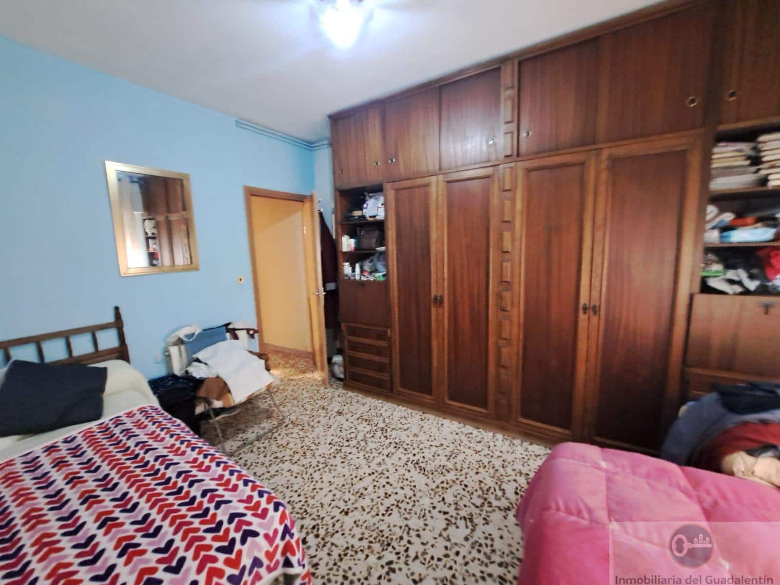 Piso de 3 habitaciones en Lorca en venta - 180.000 € (Ref: 10030802)
