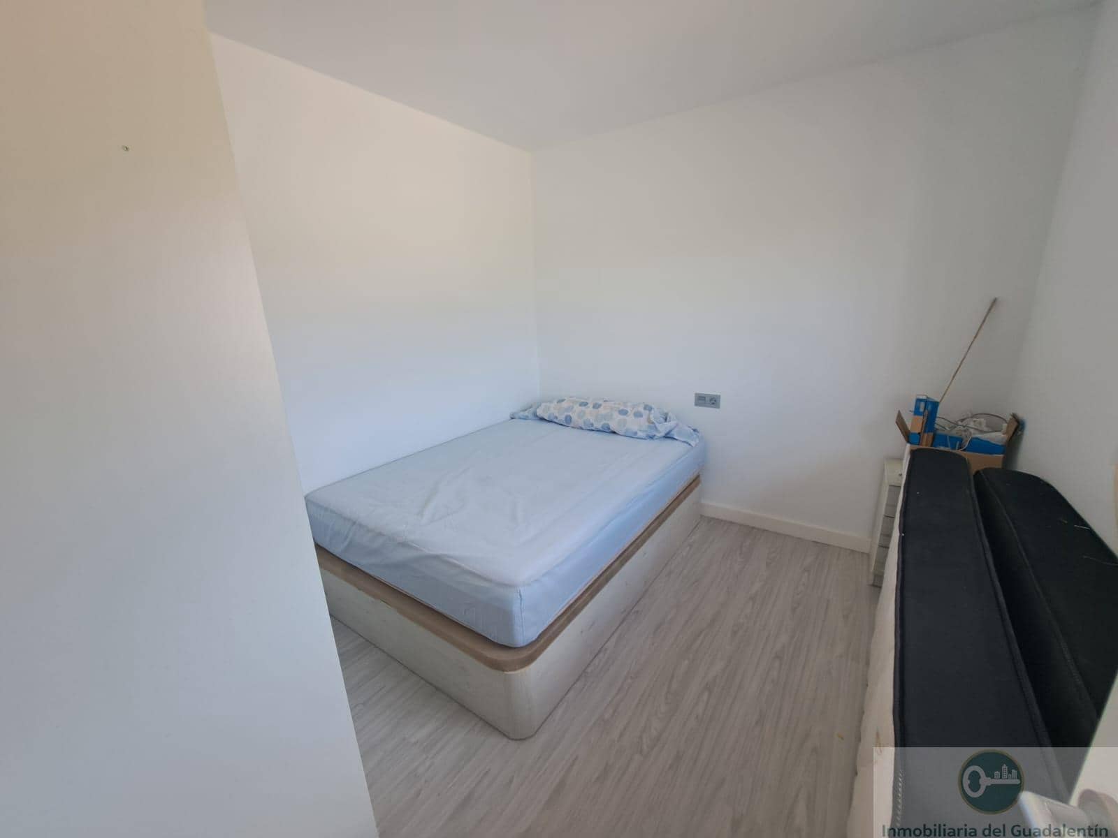 Villa/Maison de 2 chambres à louer à Lorca - 500 € (Ref: 10030811)