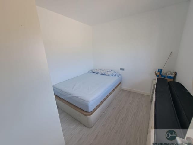 Villa/Maison de 2 chambres à louer à Lorca - 500 € (Ref: 10030811)