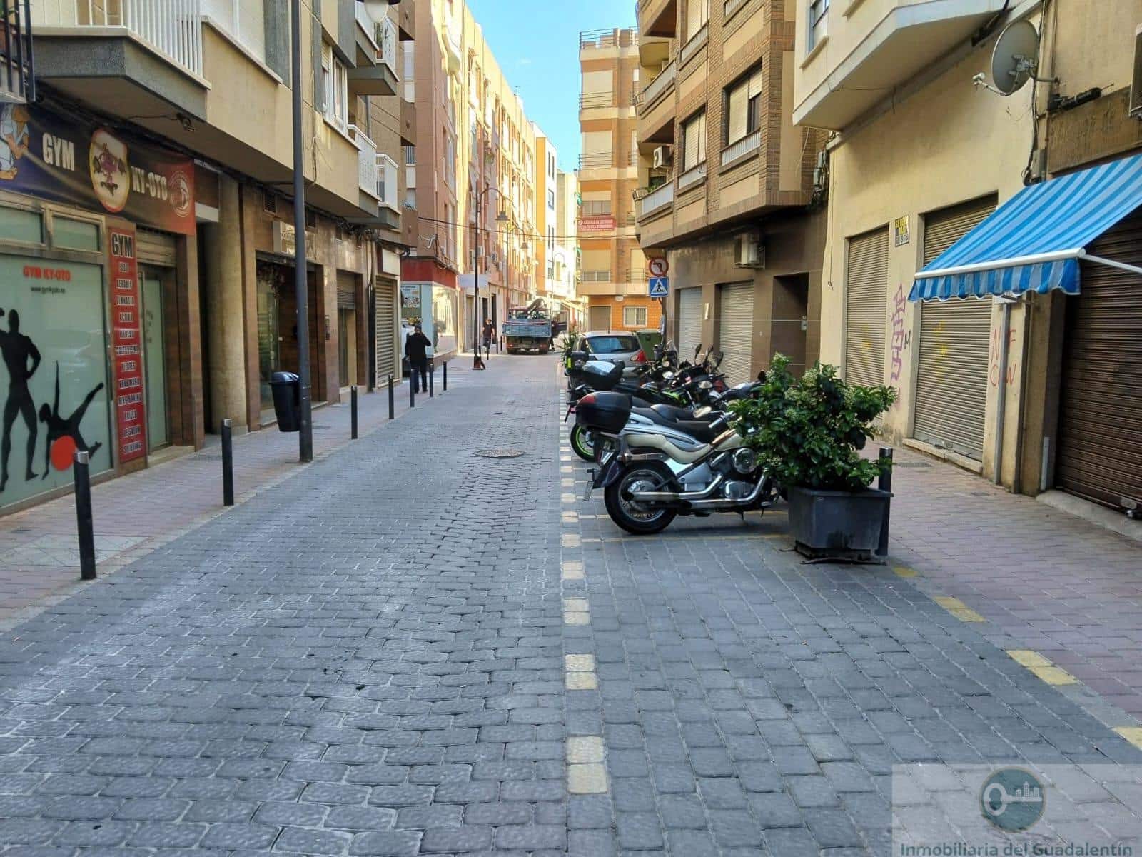 Local Commercial de 1 chambre à louer à Lorca - 1 000 € (Ref: 10030816)