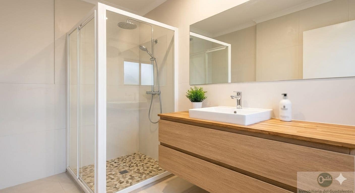 Piso de 3 habitaciones en Lorca en venta con garaje - 178.000 € (Ref: 10030821)
