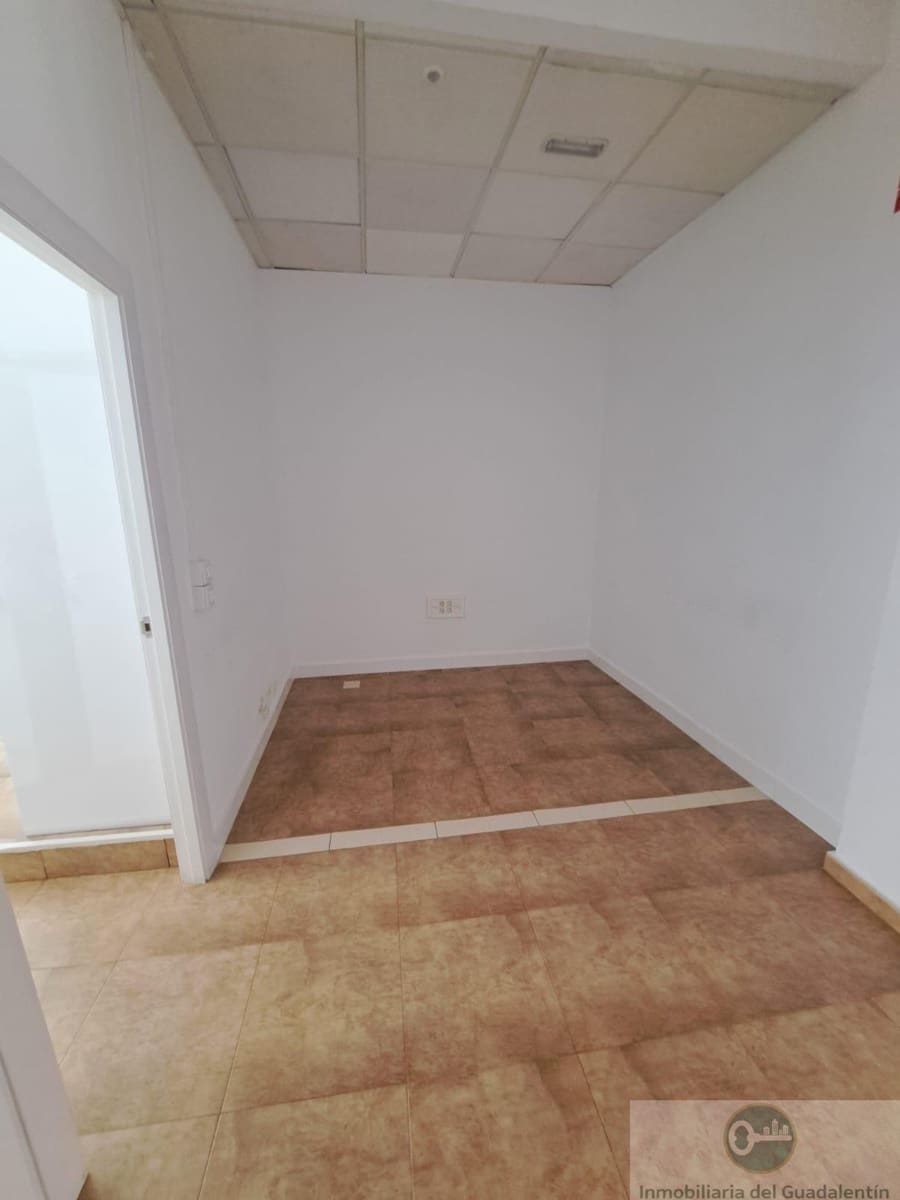 Comercial para venda em Lorca - 250 000 € (Ref: 10030840)