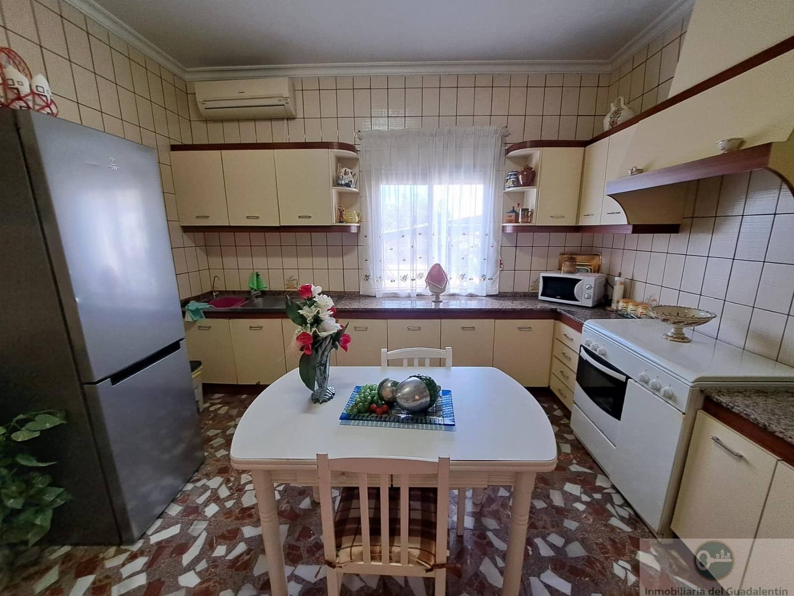 3 makuuhuone Huvila myytävänä paikassa Lorca mukana 
autotalli - 220 000 € (Ref: 10030850)