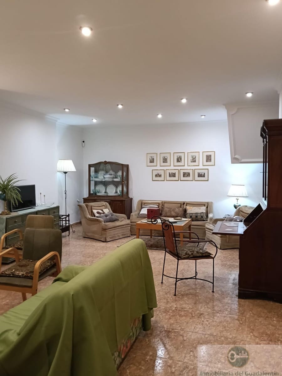 5 bedroom Villa for sale in La Paca - € 290,000 (Ref: 10031274)