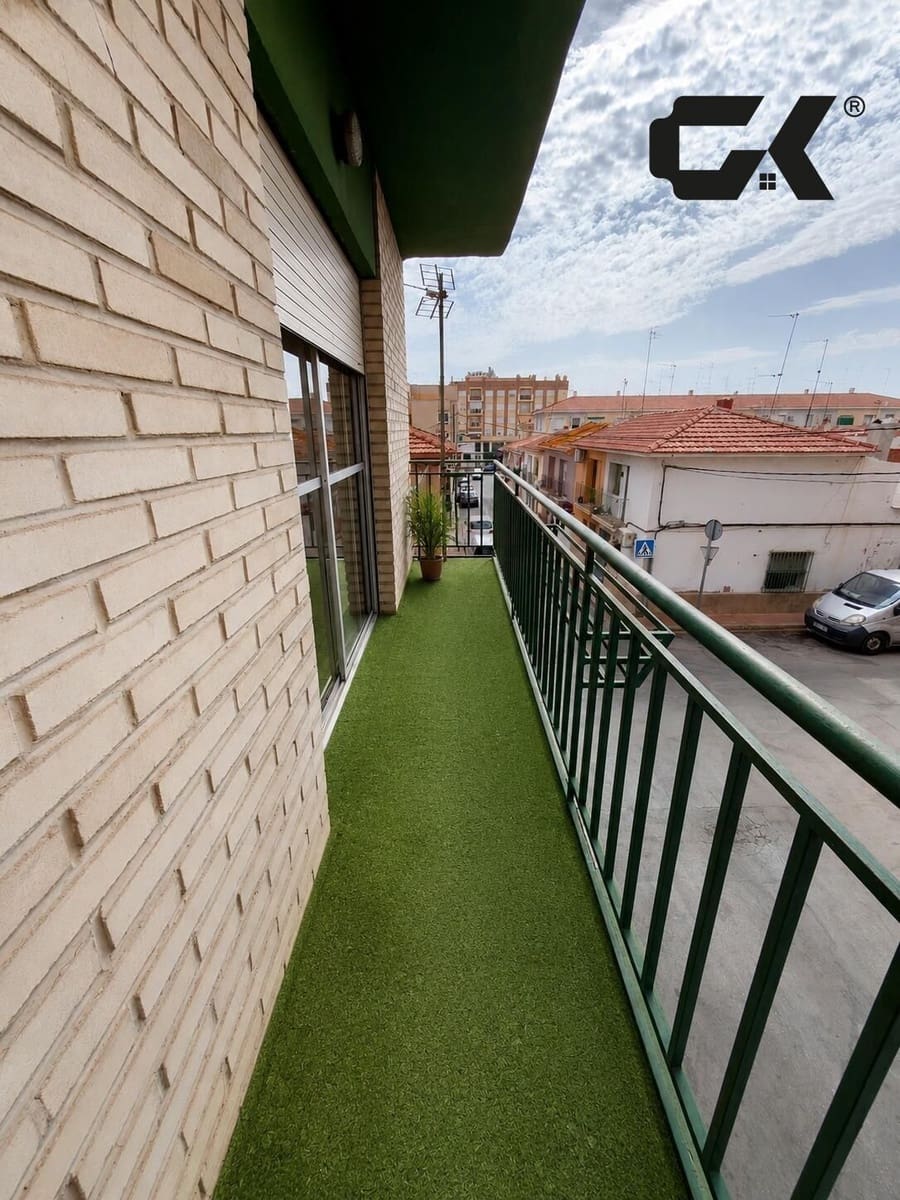 5 quarto Apartamento para arrendar em Molina de Segura - 285 € (Ref: 10034007)