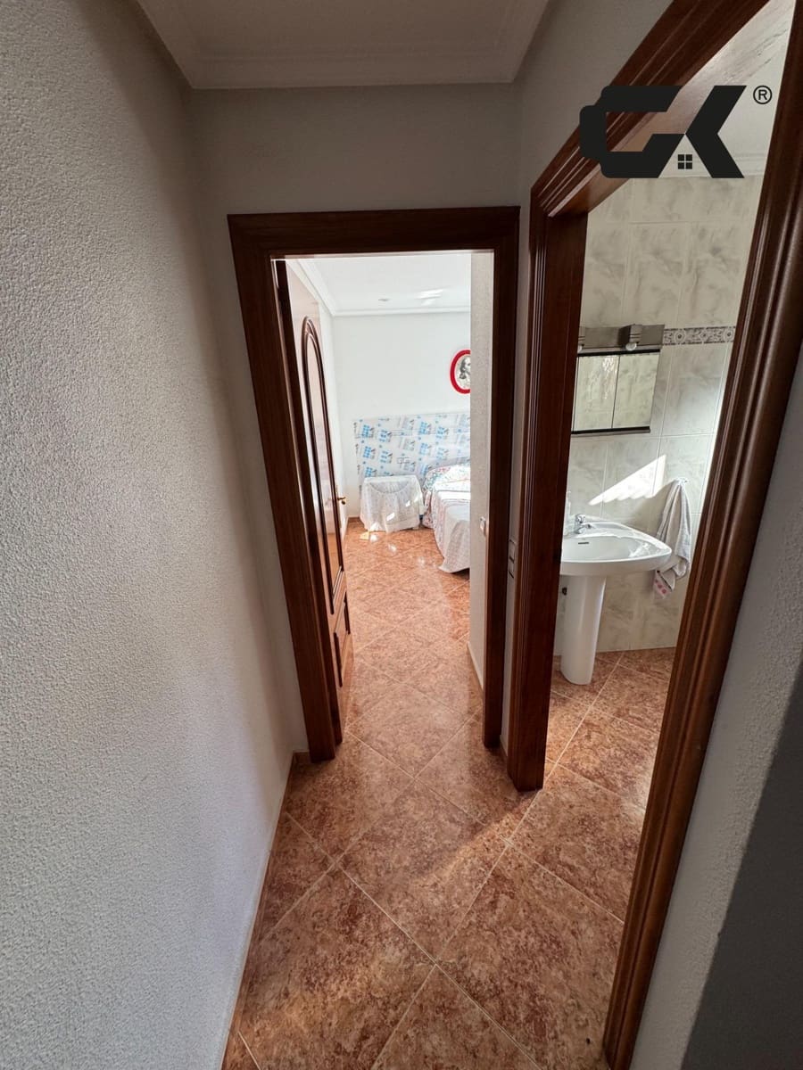 4 soveværelse Rækkehus til salg i Los Ramos med garage - € 220.000 (Ref: 9980541)