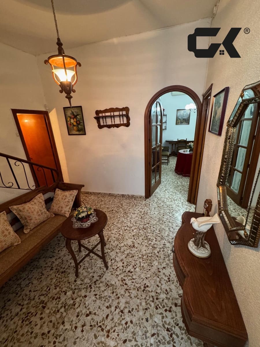 6 bedroom Terraced Villa for sale in Mula - € 89,900 (Ref: 9980543)