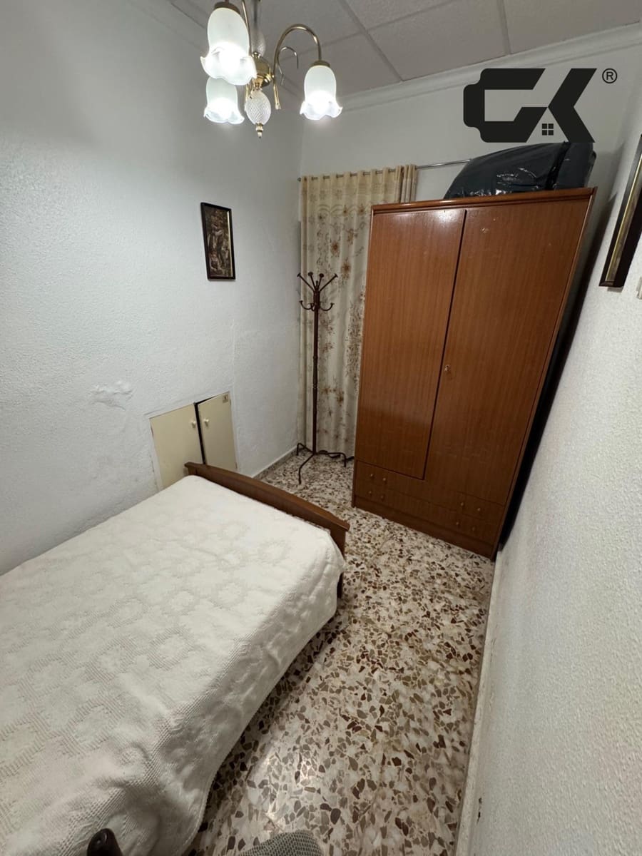6 bedroom Terraced Villa for sale in Mula - € 89,900 (Ref: 9980543)