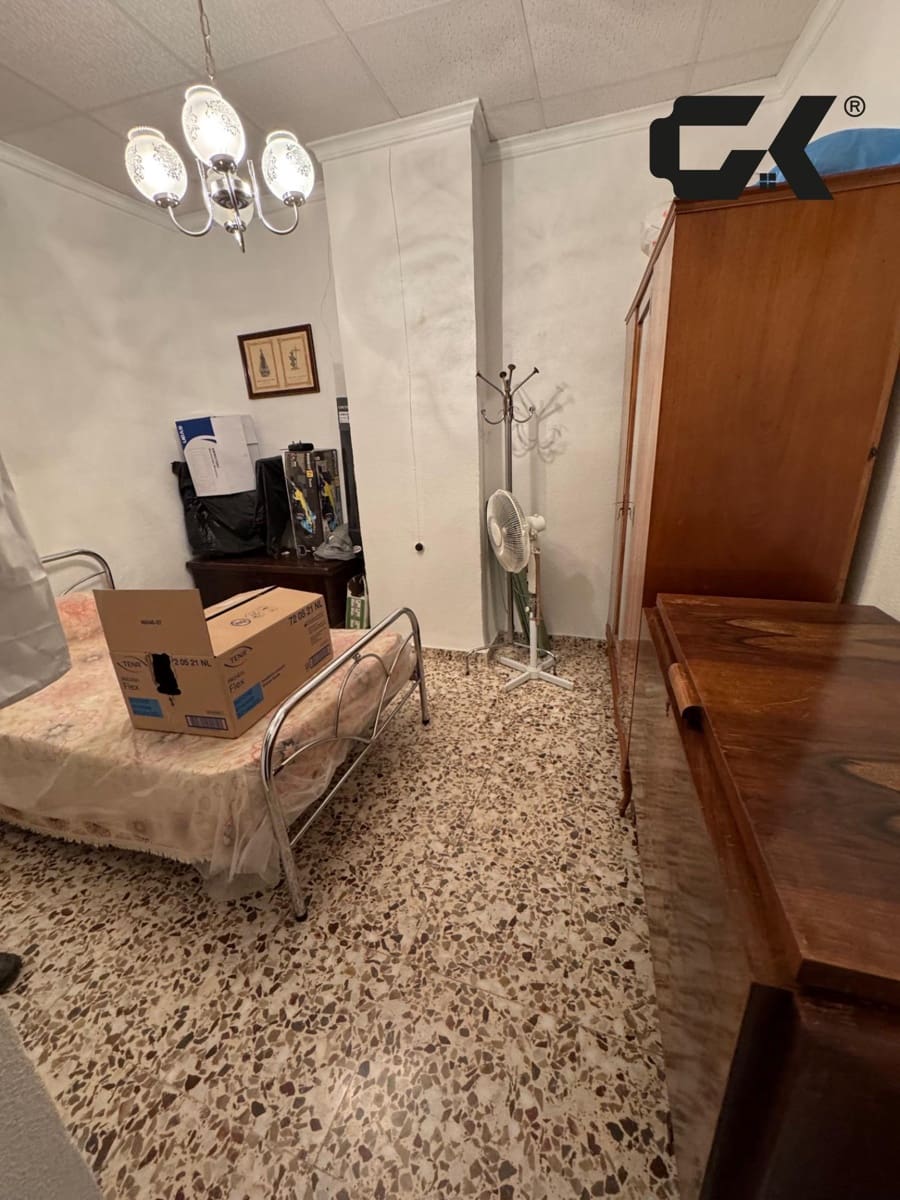 6 bedroom Terraced Villa for sale in Mula - € 89,900 (Ref: 9980543)