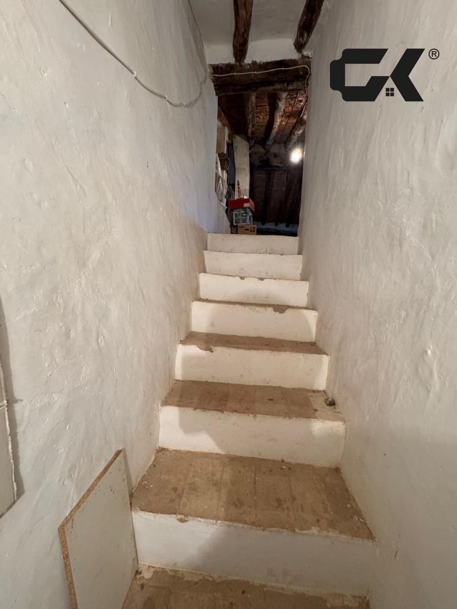 6 bedroom Terraced Villa for sale in Mula - € 89,900 (Ref: 9980543)