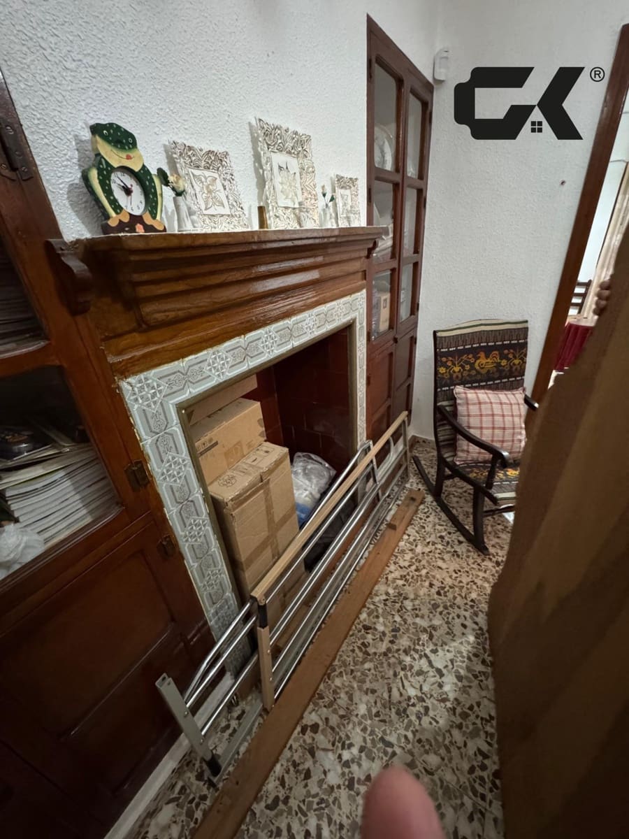 6 bedroom Terraced Villa for sale in Mula - € 89,900 (Ref: 9980543)