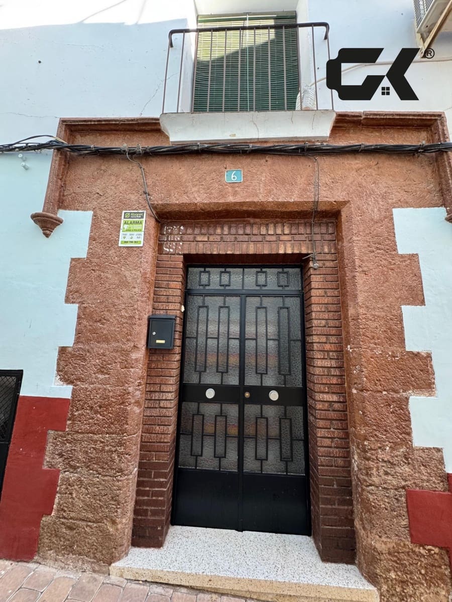 6 bedroom Terraced Villa for sale in Mula - € 89,900 (Ref: 9980543)