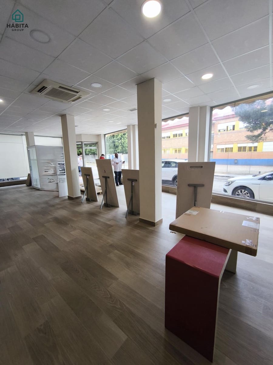 Commercieel te koop in Torre-Pacheco - € 157.900 (Ref: 9980545)