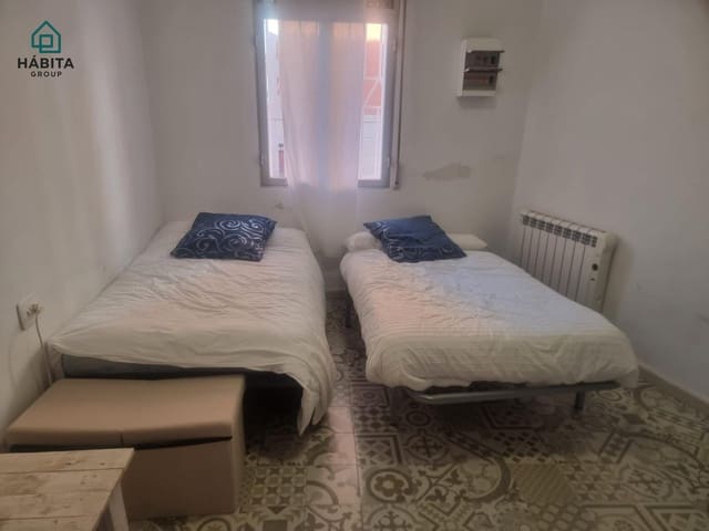 Adosado de 4 habitaciones en Lorca en venta con garaje - 127.727 € (Ref: 9980549)