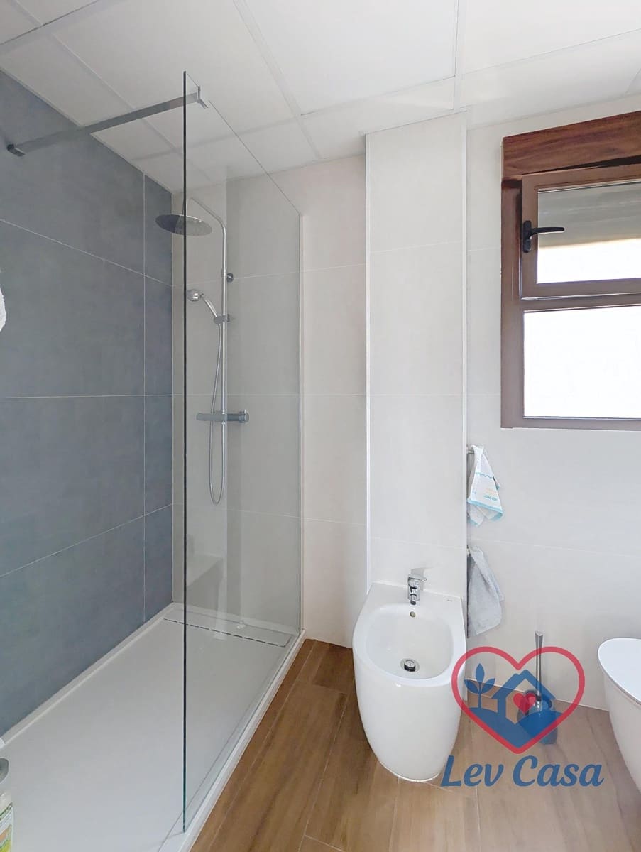 8 sypialnia Willa na sprzedaż w Calabardina z garażem - 790 000 € (Ref: 9980557)