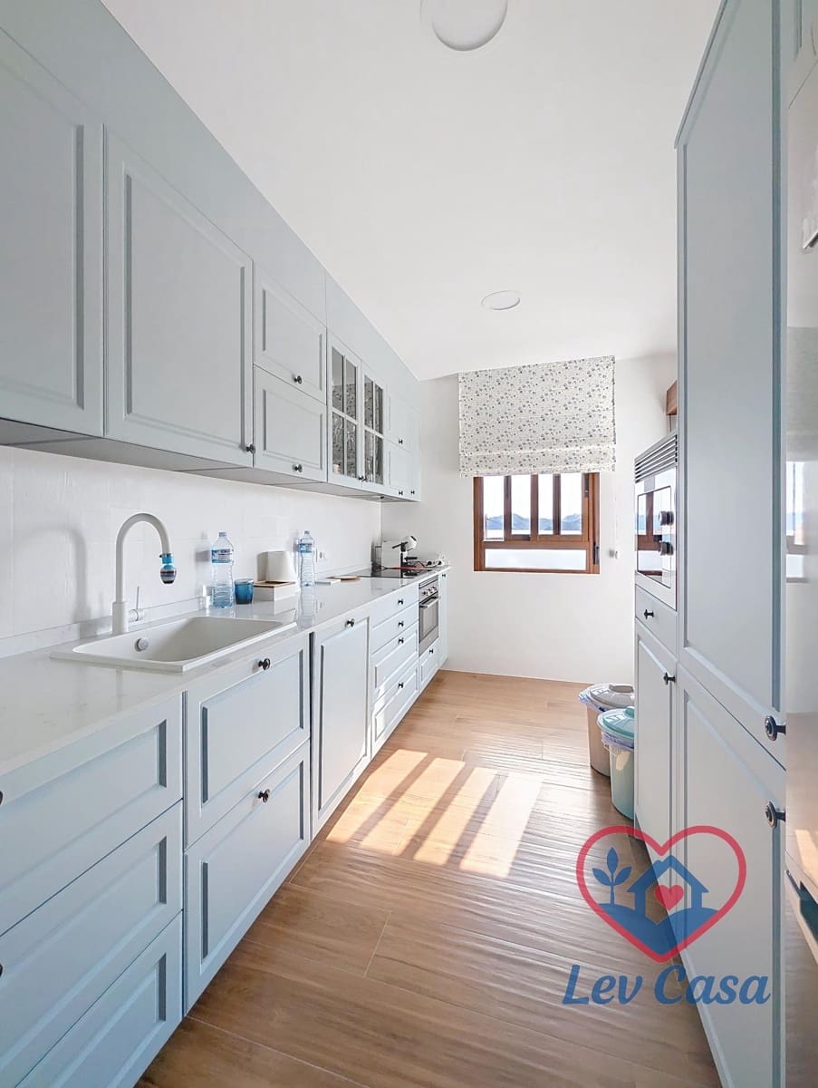 8 sypialnia Willa na sprzedaż w Calabardina z garażem - 790 000 € (Ref: 9980557)