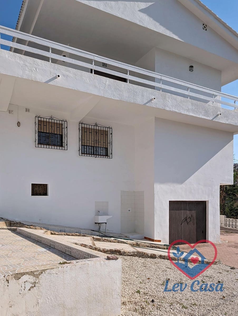 8 sypialnia Willa na sprzedaż w Calabardina z garażem - 790 000 € (Ref: 9980557)