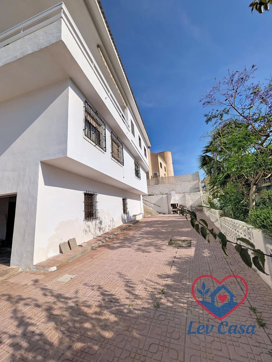 8 sypialnia Willa na sprzedaż w Calabardina z garażem - 790 000 € (Ref: 9980557)