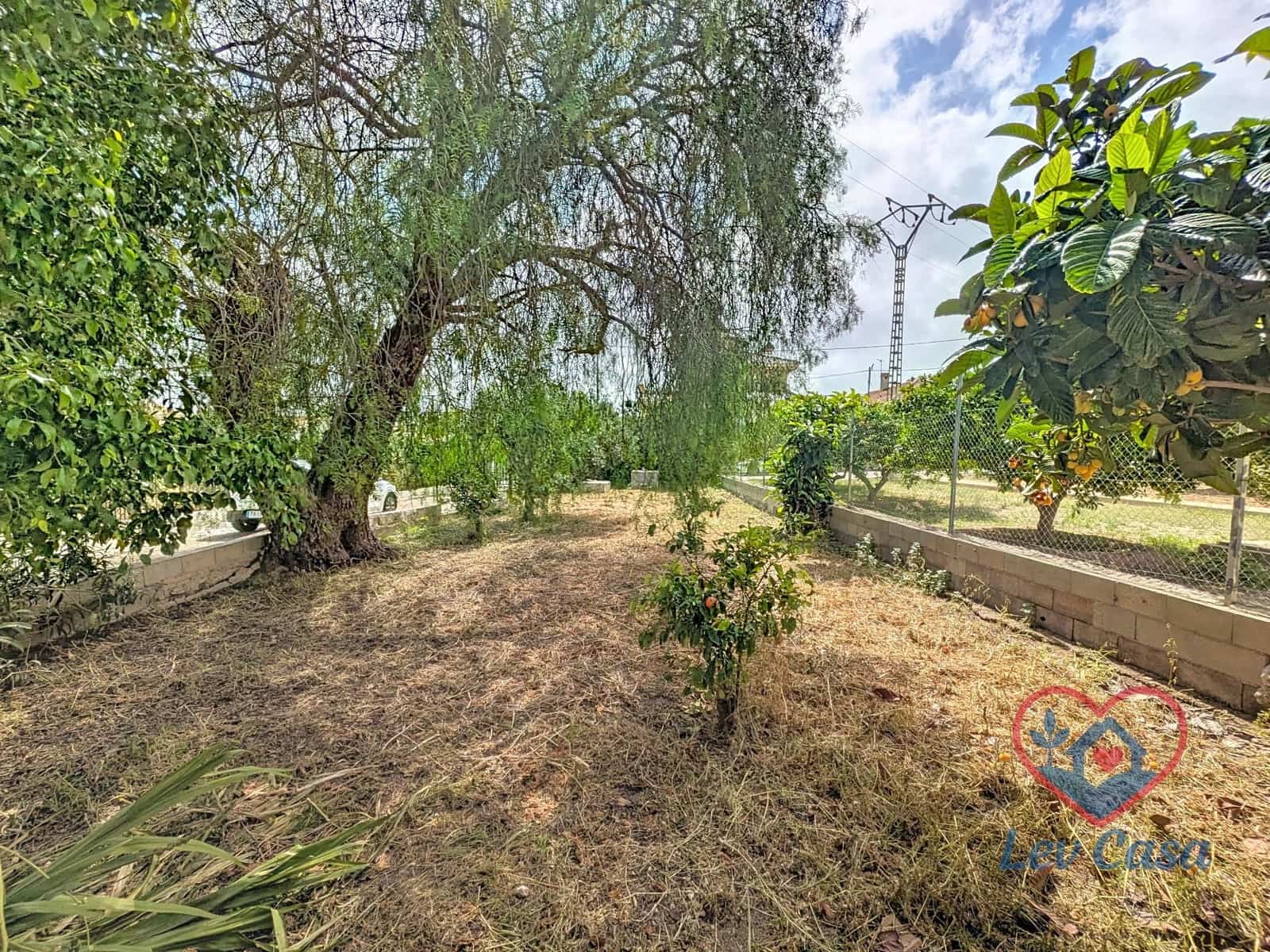 3 bedroom Villa for sale in Las Palas with garage - € 155,000 (Ref: 9980558)